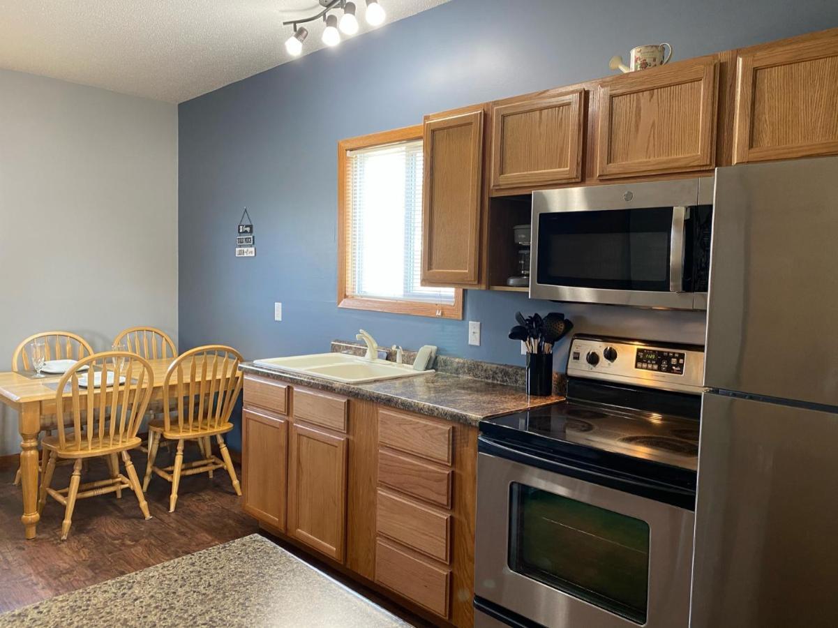 Pelican Motel Pelican Rapids 외부 사진