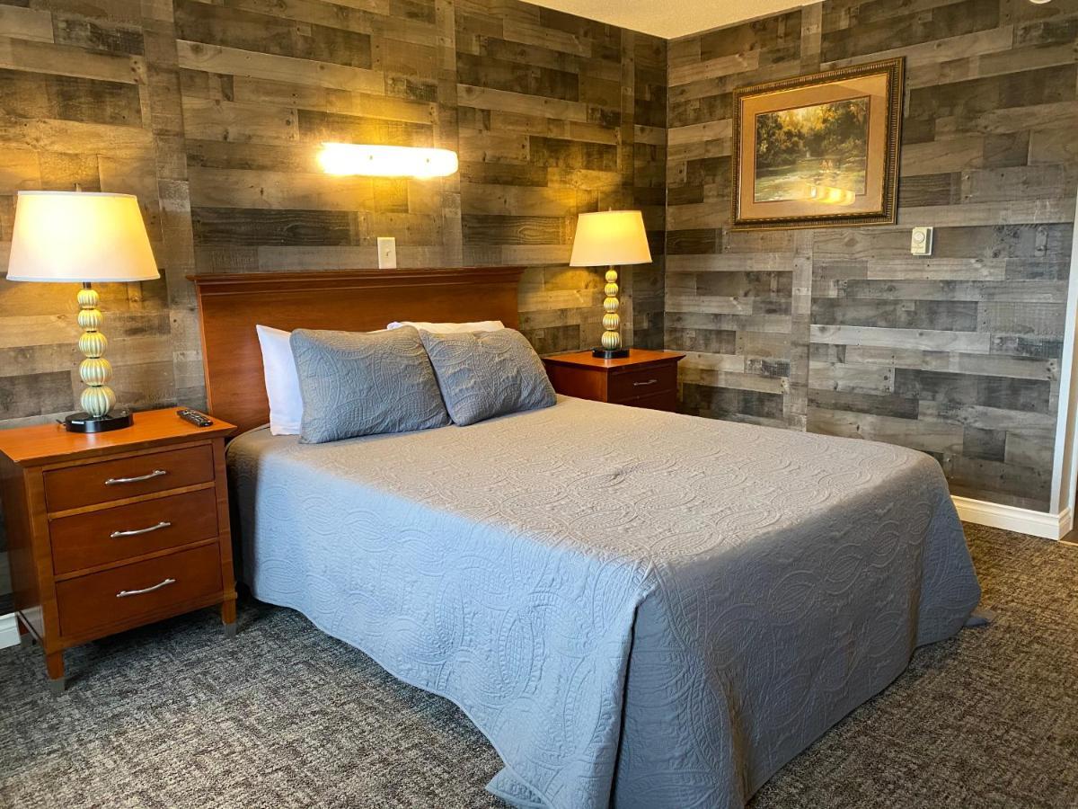 Pelican Motel Pelican Rapids 외부 사진