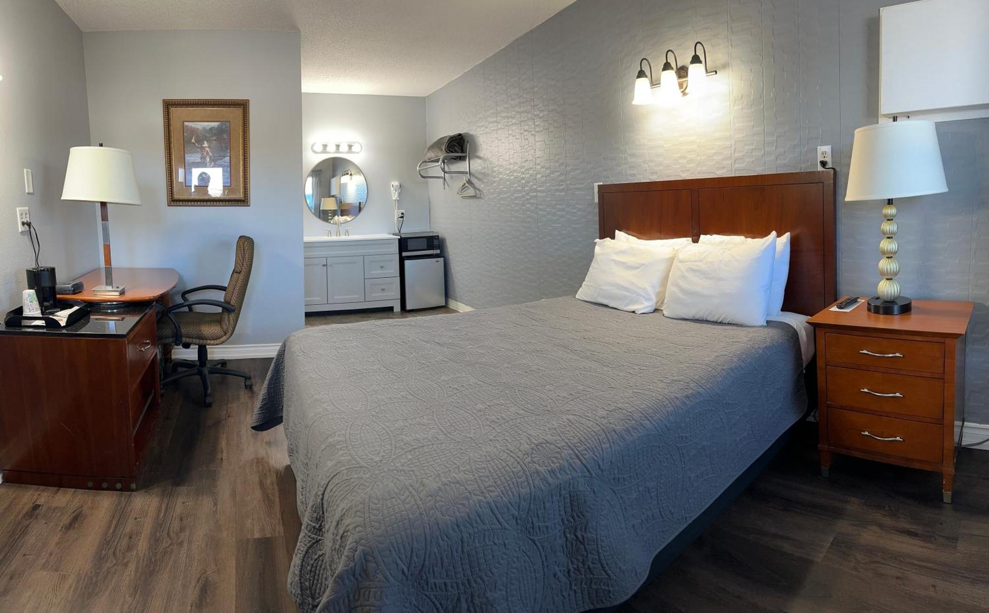 Pelican Motel Pelican Rapids 외부 사진