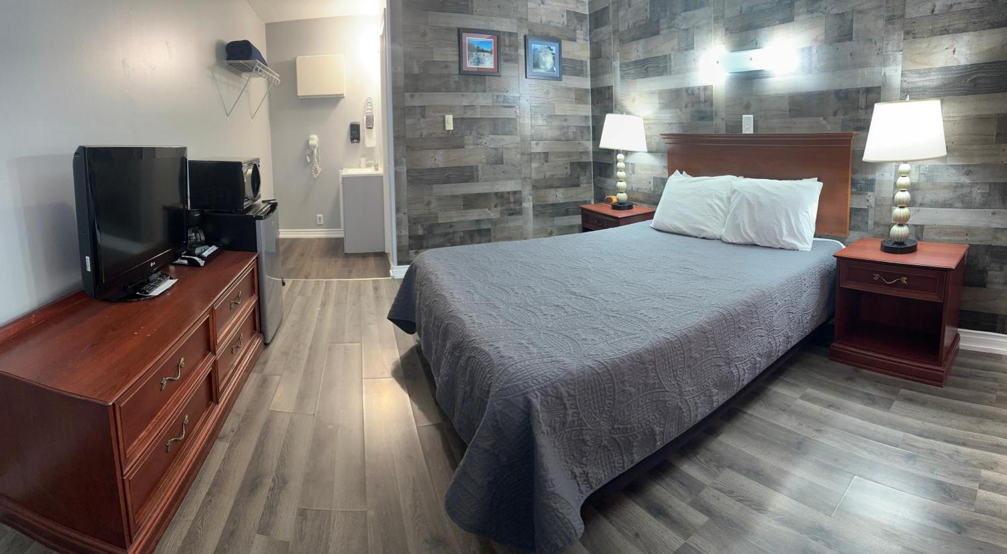 Pelican Motel Pelican Rapids 외부 사진